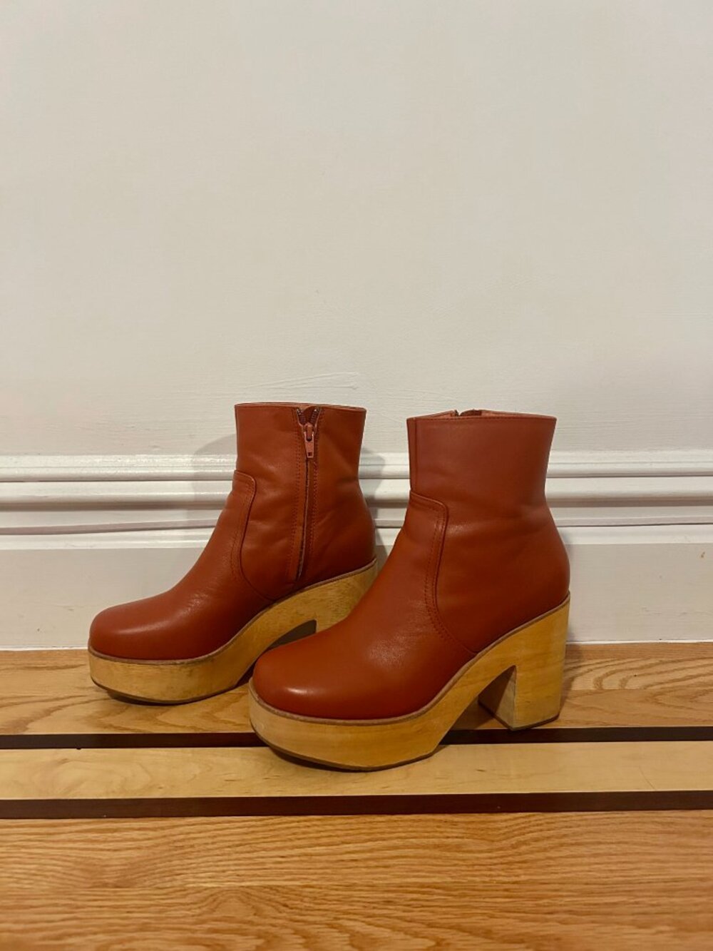 Charlotte Stone Paz Boots in Sienna Brown, Size 8 - Picture 4 of 7